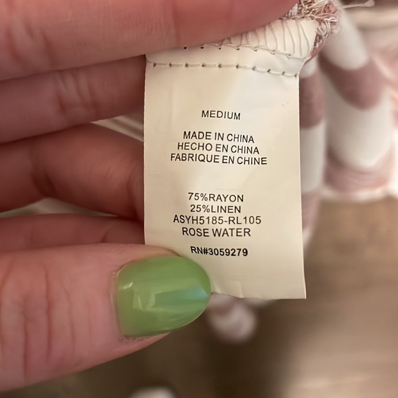 NWOT Altard's State Medium Pink Stripped Top. 💕 - Picture 4 of 4